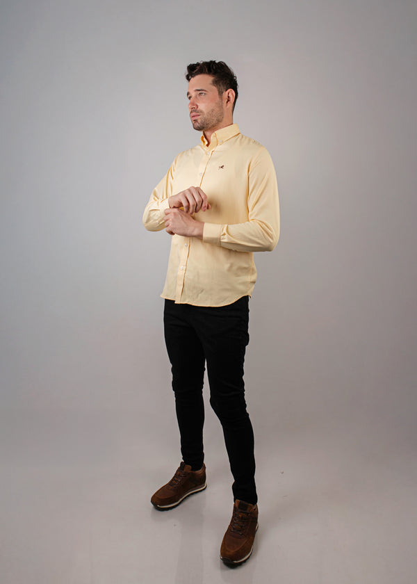 Camisa de vestir M/L clasica amarillo para hombre